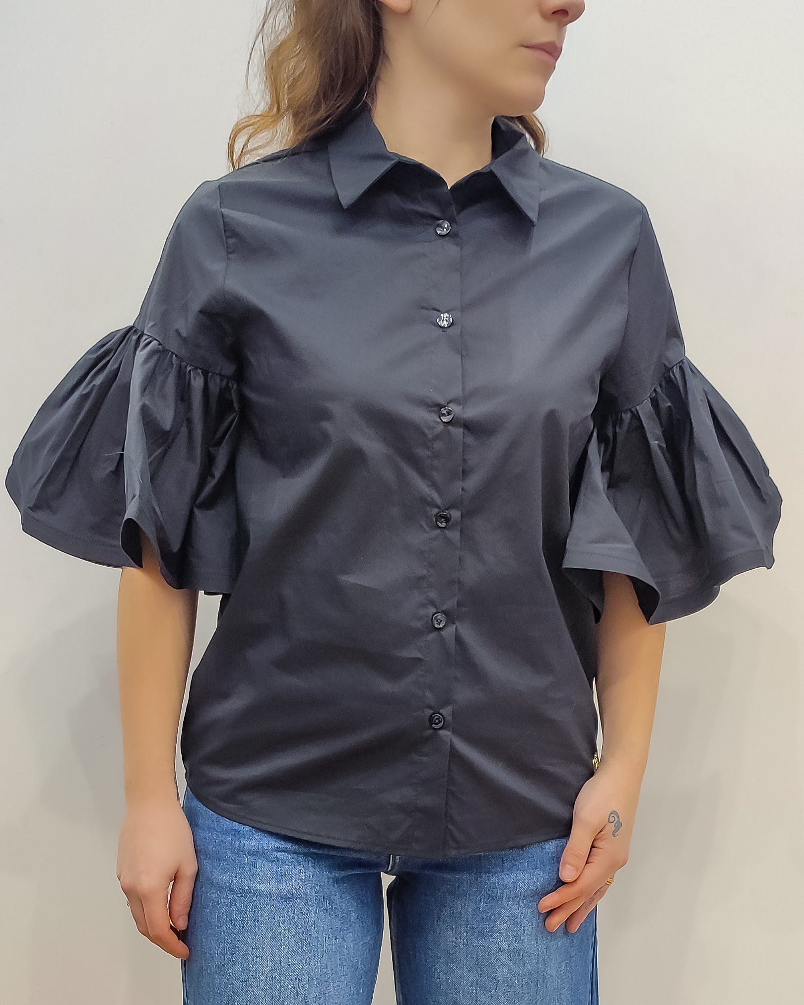 Camicia maniche con volant