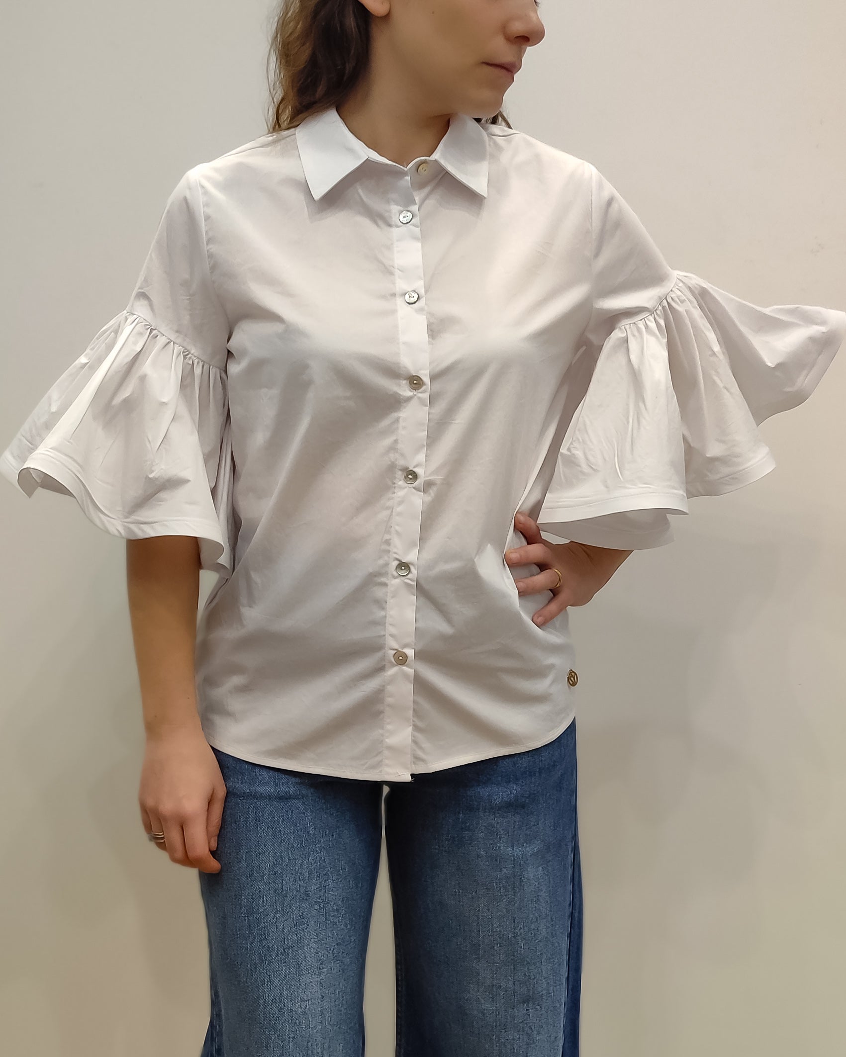 Camicia maniche con volant